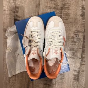Adidas samba OG - pink (just released in May, 2023) size 38 NIB (sold)